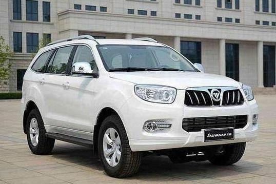 这款车外观比路虎还硬气，开出去让30万普拉多都怕