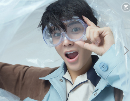 初中生最喜欢的明星,侯明昊第三,赵丽颖输给杨