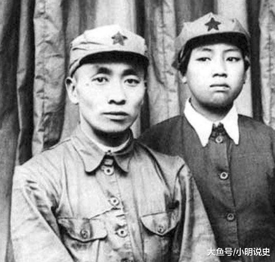 他从没上过战场, 但是却成开国大将, 曾用4个字