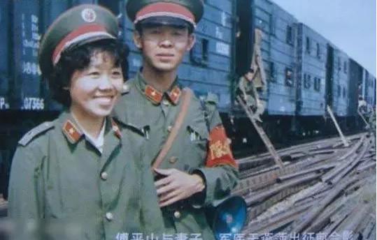 对越自卫反击战真实图片, 倒数第二张给人流泪!