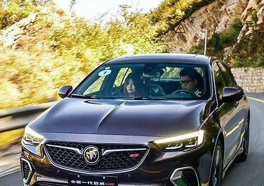 原厂比改装还酷，交警拦了也没用！