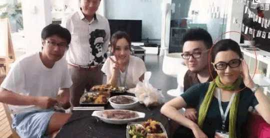 巴图执意要娶王博谷, 宋丹丹不让准媳妇进门!