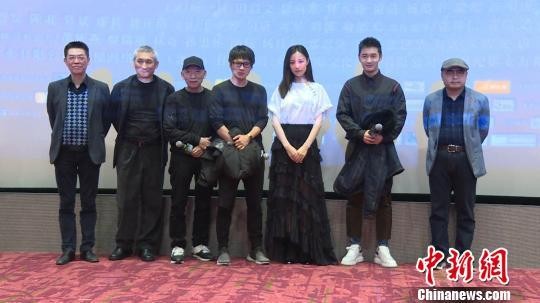 《奇门遁甲》上海首映 倪妮饰铁蜻蜓圆“侠女梦”