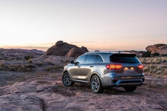 换装8AT变速箱，起亚新款索兰托官图发布