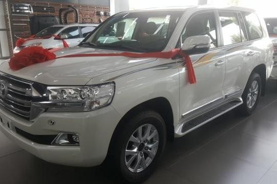 18款酷路泽4000 王者归来 17款大幅降价