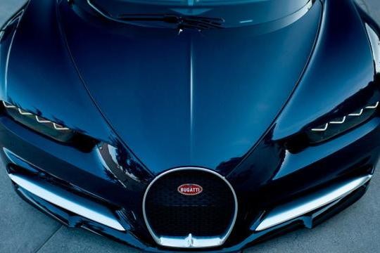 布加迪Chiron，细节美学，动力达到了1500匹马力
