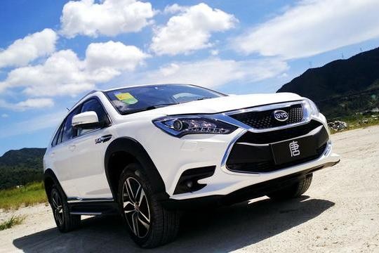 比亚迪唐第二代实车曝光，造型运动内饰高端，搅局合资市场？