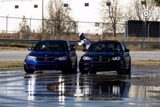 BMW M5 创吉尼斯最长漂移记录 并完成“空中加油”