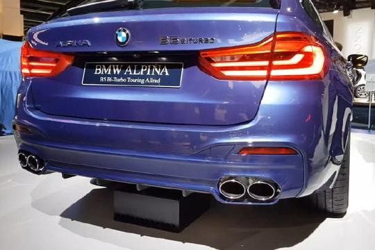 有宝马M5的性能，还兼有旅行车的实用性！目前只有这款车能做到