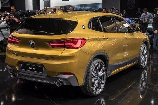 宝马X2国产定价30万，它和奔驰GLA你选谁？