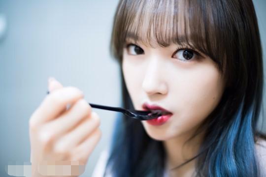 程潇在韩国发展如何?韩媒镜头下的程潇告诉你