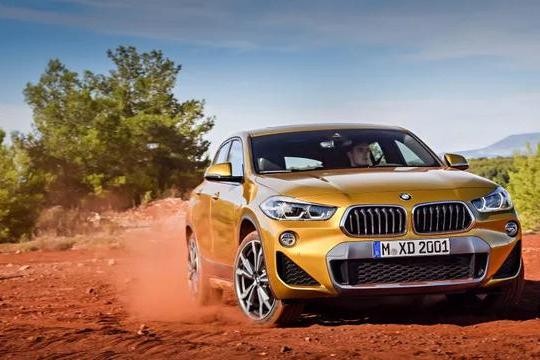 宝马X2国产定价30万，它和奔驰GLA你选谁？