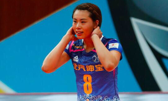 大花蕾驰援上海,刘晓彤助阵天津,女排引援尘埃