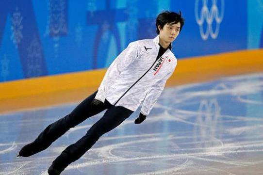 羽生结弦冬奥首次上冰,零瑕疵一跳王者归来,右脚已无大碍!