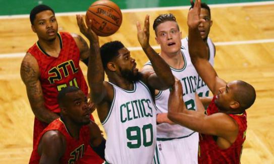 谁说NBA退役号码不能穿?他穿鲍文12号,一队3