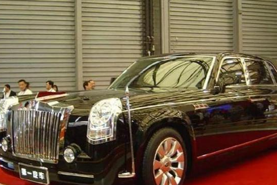 国宝级轿车！完胜迈巴赫，4个世界第一，比劳斯莱斯还尊贵！