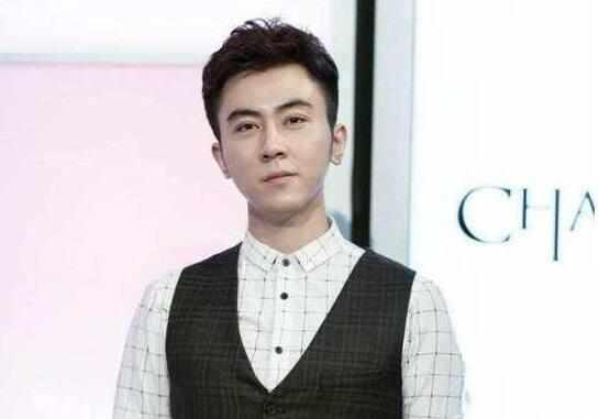 她不是枕边人, 她是蛇哥的红颜知己, 蛇哥为了她