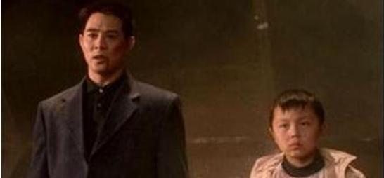 李连杰有两个干儿子：一个功夫一流无人问，一个新晋导演成大腕