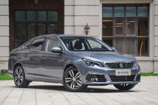 被誉为性价比最高的合资车，颜值不输卡罗拉，油耗5L，售9万很值