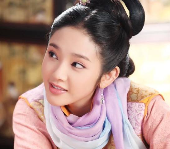 《隋唐演义》中有四美,杨玉儿垫底,单莹莹第二