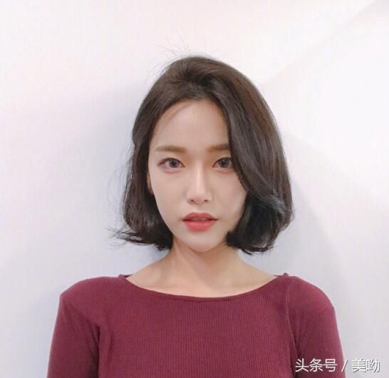 短发怎么烫年轻2018最流行的短发烫