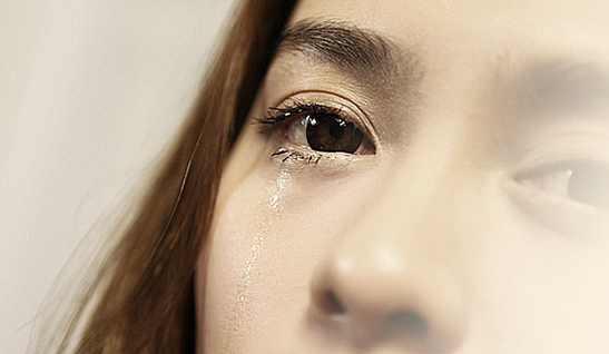研究表明,越是爱哭的女人智商越高