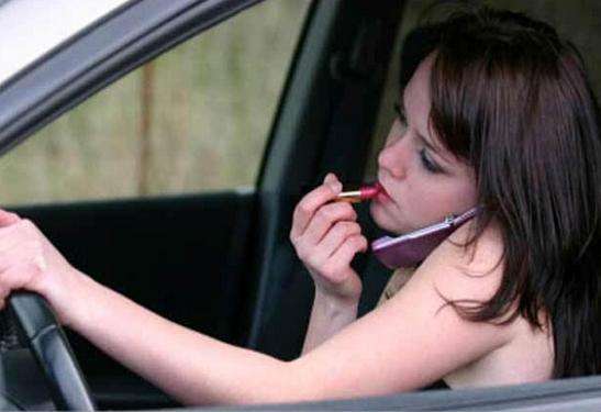 为什么有人说女司机开车很危险,大家真的遇到过么?!