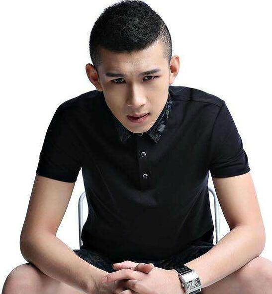 2018浙江卫视跨年晚会,迪丽热巴热舞嗨爆全场