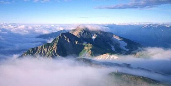 中国有两座名山,读音一模一样,令狐少侠都搞不