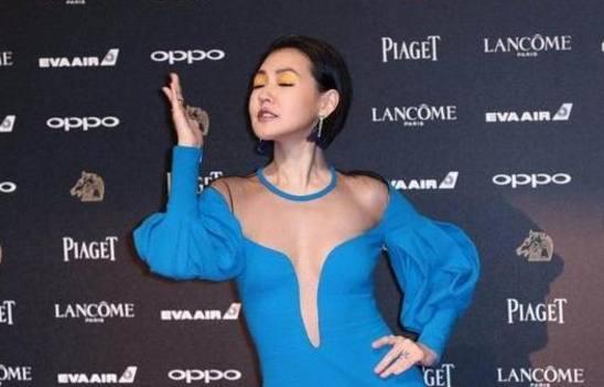 金马奖典礼上，小s礼服滑落当众整理，蔡康永眼睛都直了
