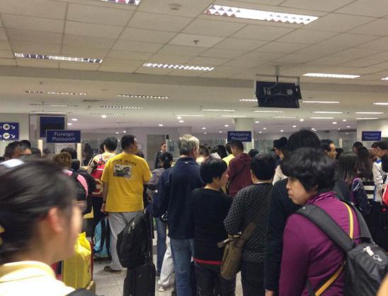 为什么去菲律宾、柬埔寨越南等国,海关人员只