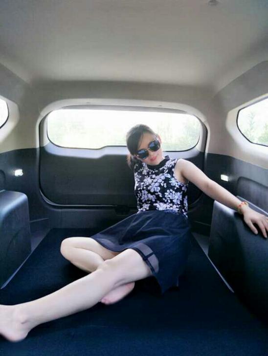 宝骏310W卖疯了!车管所排队上牌,不愧新一代