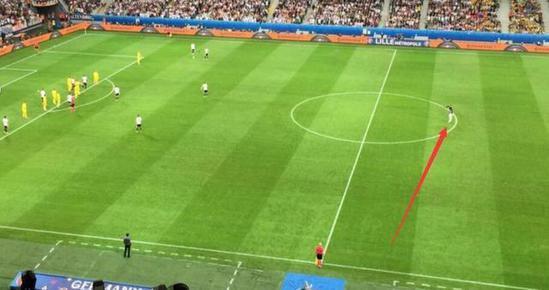 不懂就问:足球比赛中跑动最少的守门员,为什么