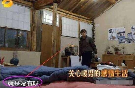 赵丽颖和何炅接吻照片曝光，何炅首次否认结婚是为了赵丽颖？