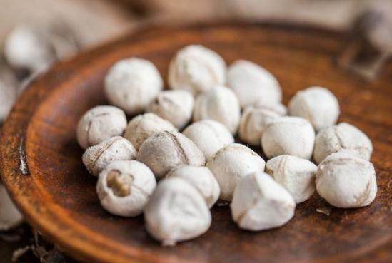 幽门螺杆菌遇到死对头!喝水时加点它,胃病