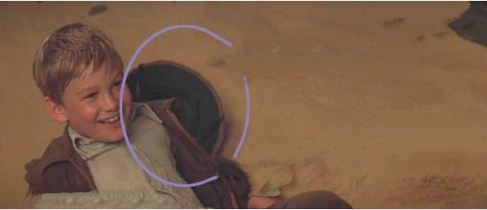 《木乃伊归来》12处穿帮:美女安苏娜对准喉咙