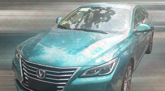 自主品牌颜值一个比一个高！看长安睿骋CC谍照