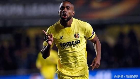 中国足协荒唐至极,河北保定球员中超算外援?足