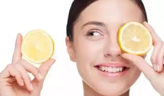 年轻不能用高级护肤品,这些网传谣言你信了多