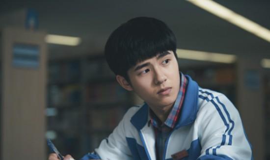 95后小生混战,王俊凯败在公司刘昊然有贵人相