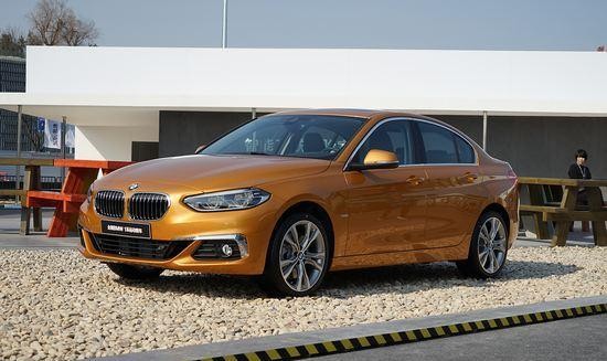 手持15万女友喊着买宝马 我说买台玛莎拉蒂给她