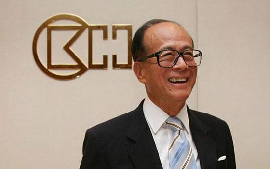 从差佬到李嘉诚背后的男人，每年花掉李家10亿，却让李家高枕无忧