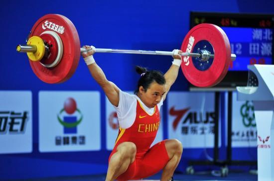 中国昔日举重霸主因帮派利益被牺牲，如今再次无缘奥运销声匿迹