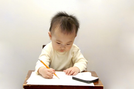 孩子多大适合写字?真相只有1%的家长知道