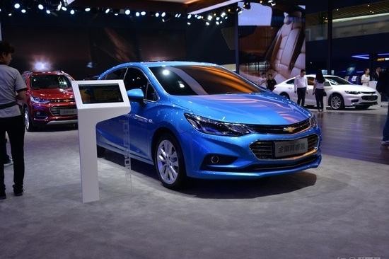 原来我觉得三厢好看，现在觉得两厢更时尚， 克鲁兹改变了我！