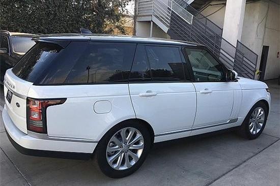 17款路虎揽胜行政跋山涉水成就你王者风范