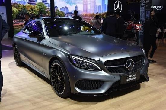 奔驰放大招：提前完成全年目标，2018年走起“凌波微步”