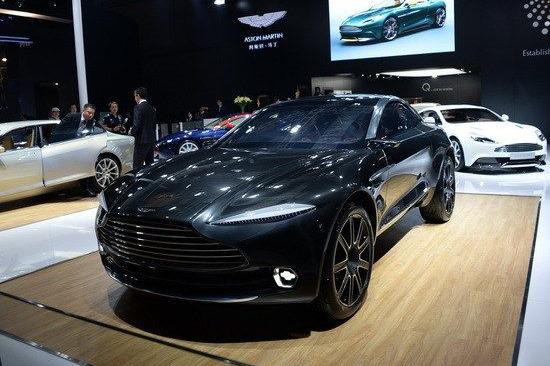 阿斯顿马丁首款SUV将上市,剑指兰博基尼Urus，只可惜内饰太丑！