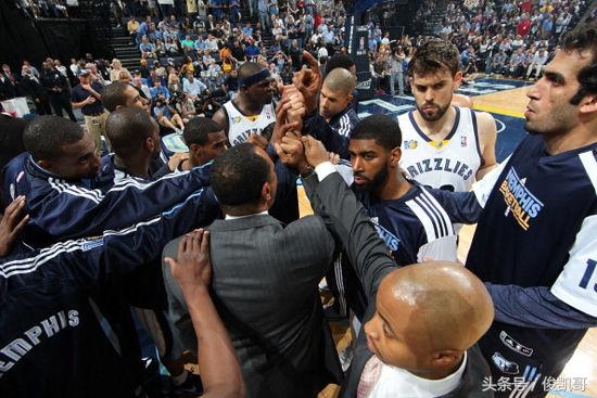 NBA球队之孟菲斯灰熊队-曾经的黑八奇迹球队，时光总是要离去的
