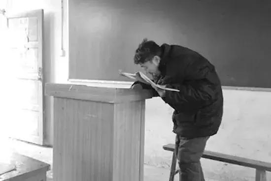 烦请,2018年善待老师!女教师、男教师都不容